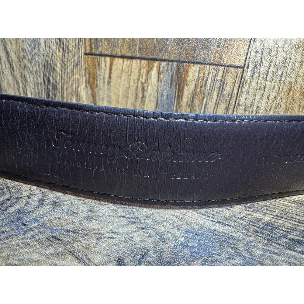 Tommy Bahama Brown Belt Sz S 30-32 Leather Lined Classic‎ Buckle